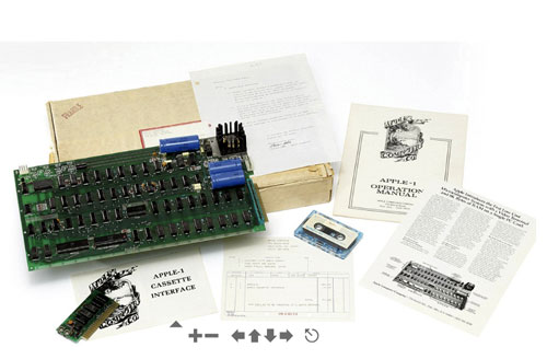 Apple-1-up-for-auction