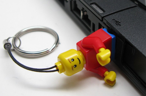 lego_usb_flash_drive