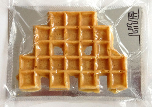 space-invader-waffle