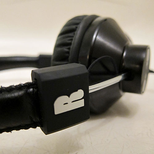 esckuche-headphones
