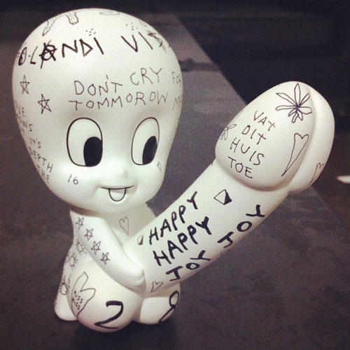 die-antwoord-evil-boy-sculpture