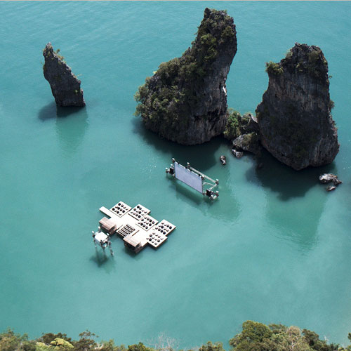 floating-cinema-thailand