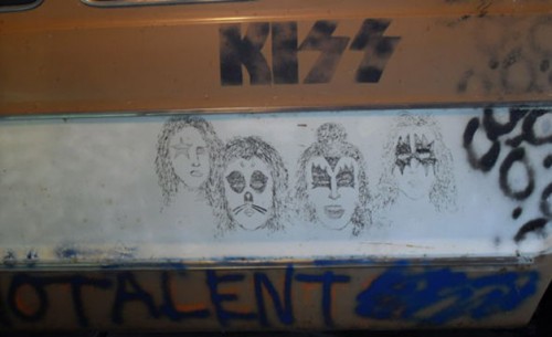 melvan-melvins-tour-van-kurt-cobain-2