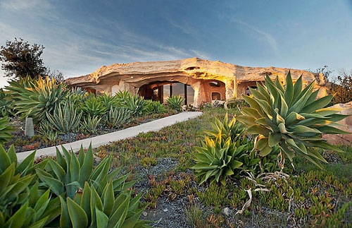 dick-clark-cave-house