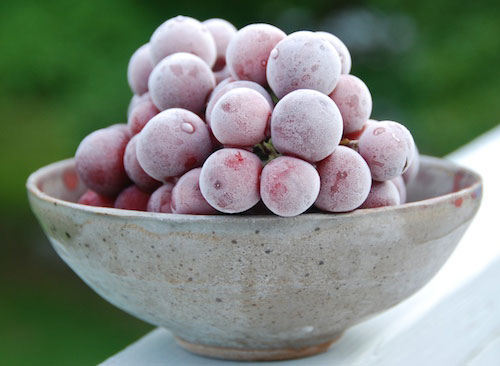 frozen-grapes