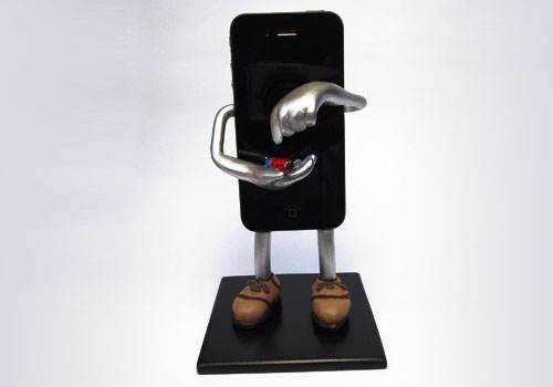 leon-reid-iphone-6-sculpture