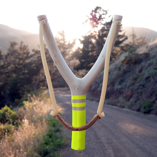 hella-slingshot-wood-slingshot