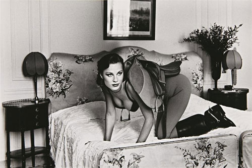 helmut-newton-saddle-i-paris-at-the-hotel-lancaster
