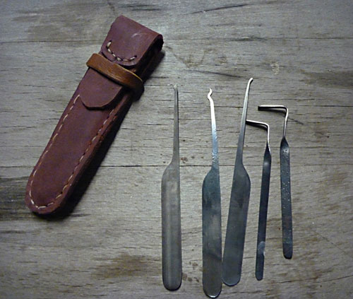 Lockpick-Tool-Set-Made-From-Bandsaw-Blades