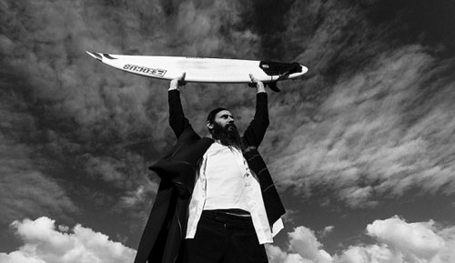 orthodox-jewish-surfer