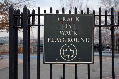 keith-haring-crack-is-wack-playground