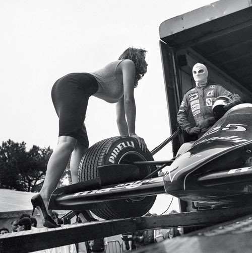 helmut-newton-pirelli-calendar-1986