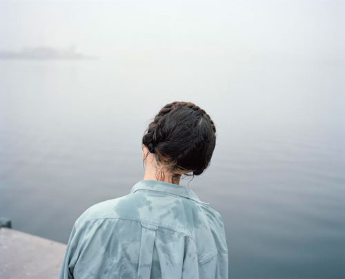 susa-in-the-fog-santiago-mostyn