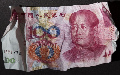 crumpled-yuan